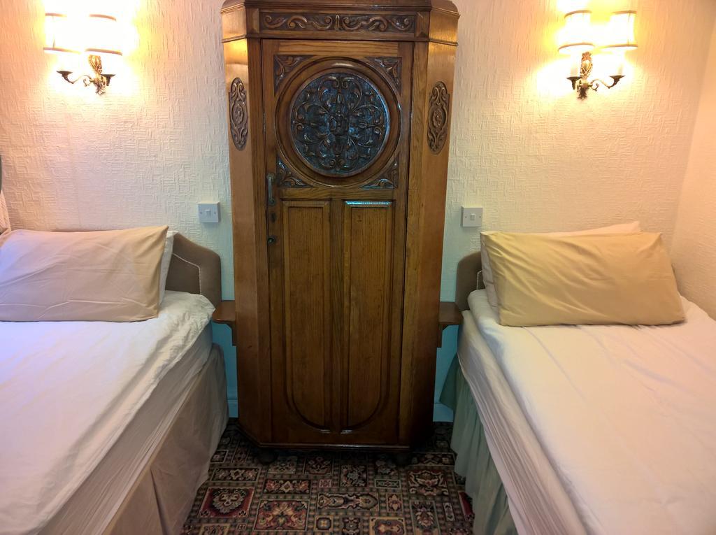 Silvercraigs Hotel Douglas Bagian luar foto