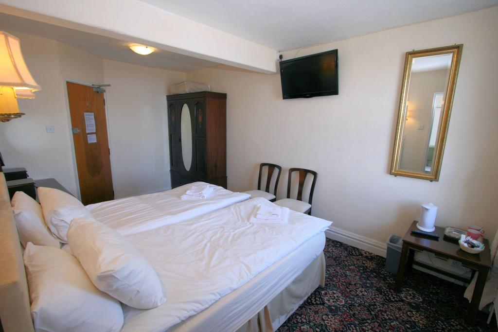 Silvercraigs Hotel Douglas Bagian luar foto