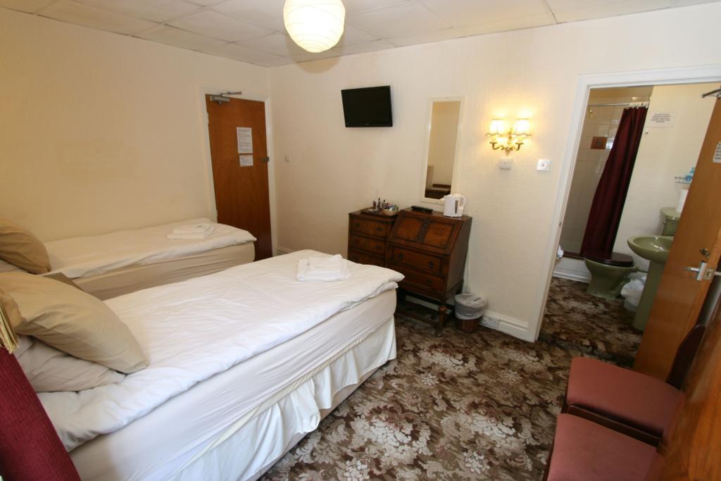 Silvercraigs Hotel Douglas Bagian luar foto