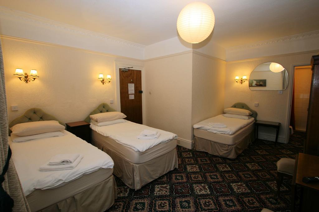 Silvercraigs Hotel Douglas Bagian luar foto