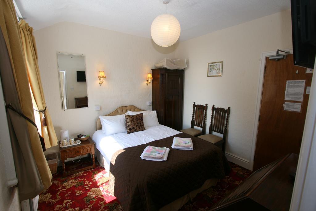 Silvercraigs Hotel Douglas Bagian luar foto