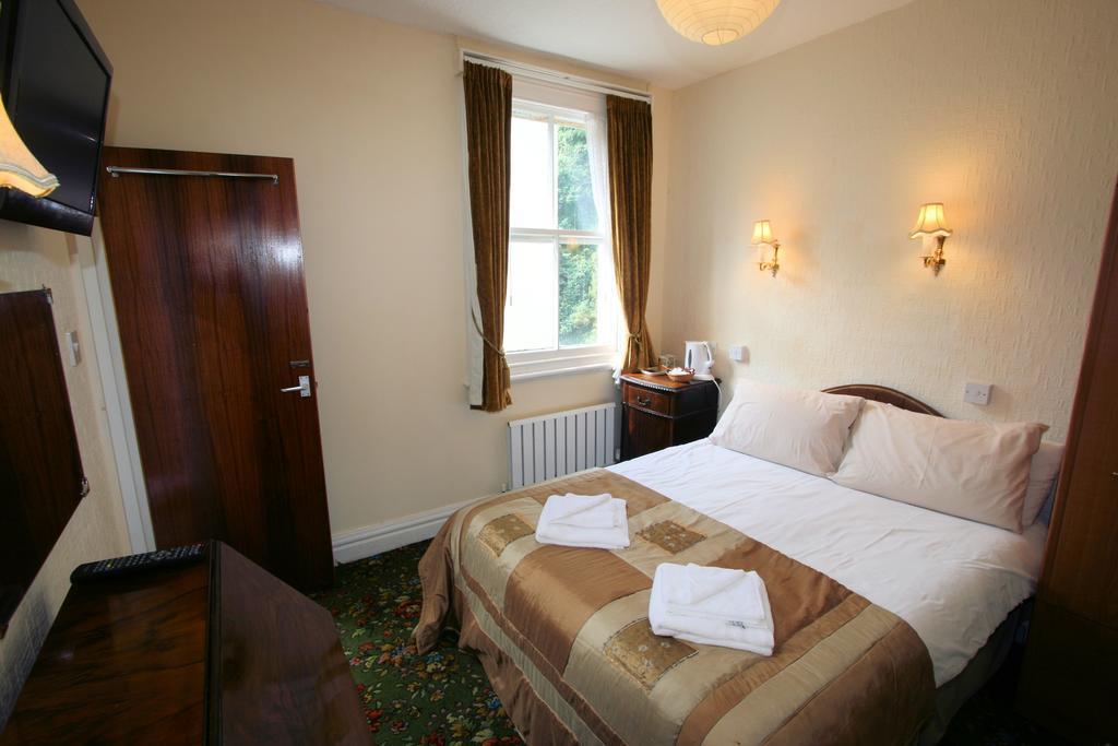 Silvercraigs Hotel Douglas Bagian luar foto