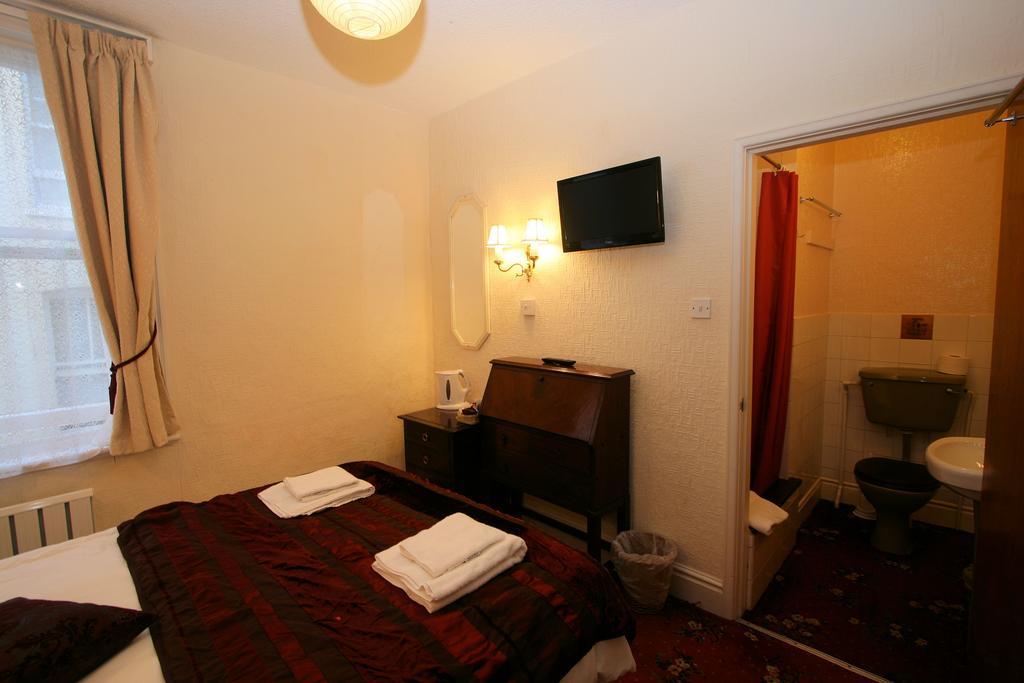 Silvercraigs Hotel Douglas Bagian luar foto