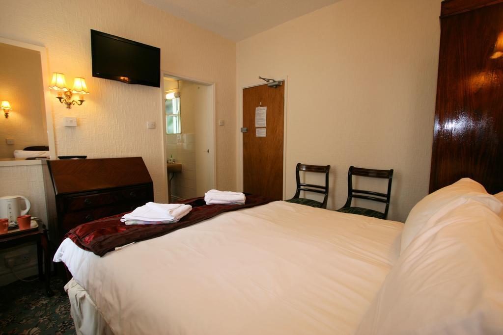 Silvercraigs Hotel Douglas Bagian luar foto