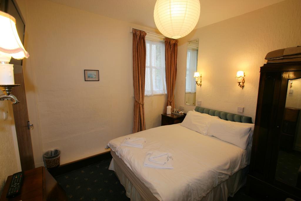 Silvercraigs Hotel Douglas Bagian luar foto
